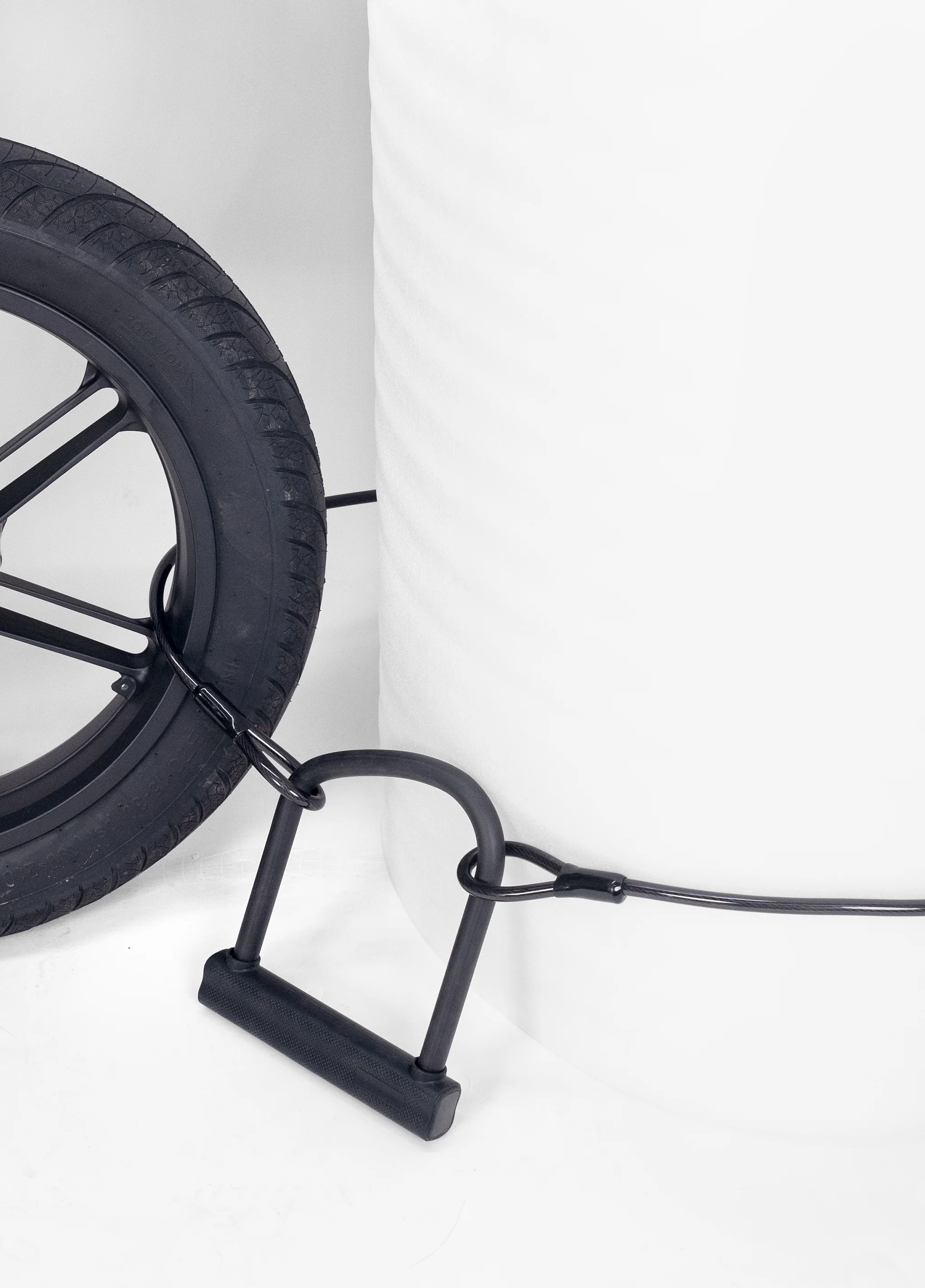U-Lock(Free gift with E-scooter purchase) - Image 2